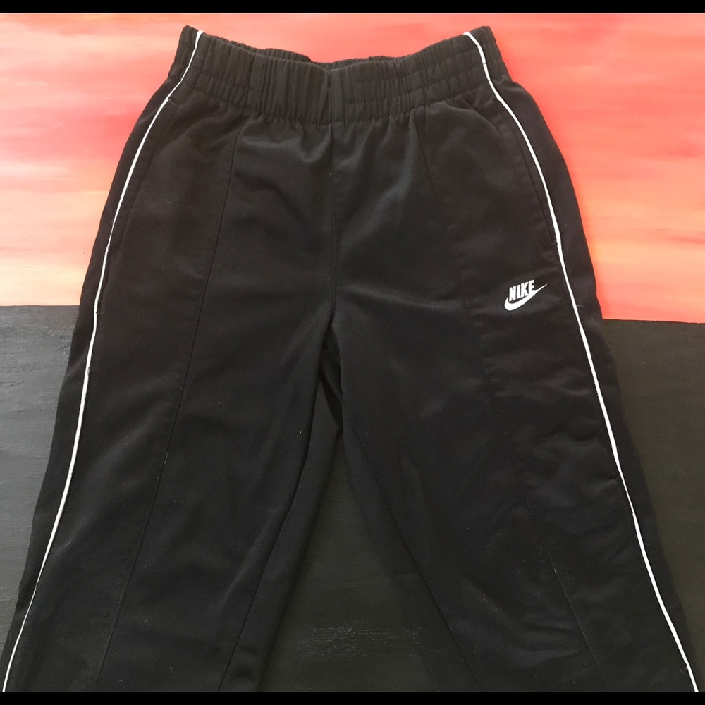 💕KIDS Black Size 6 Nike Pants💕